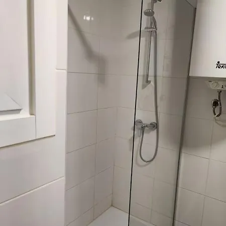 Carrerahouses Antela * Βίγκο